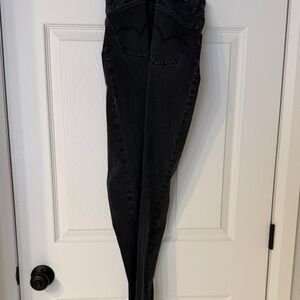 Levi's Black Skinny Jeans - High-Rise Slim Fit